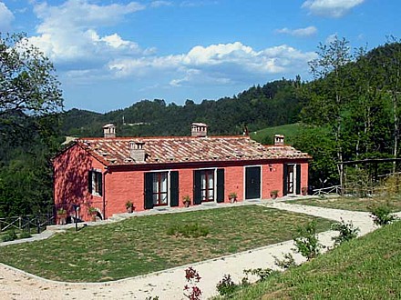  CASA  EMILIA